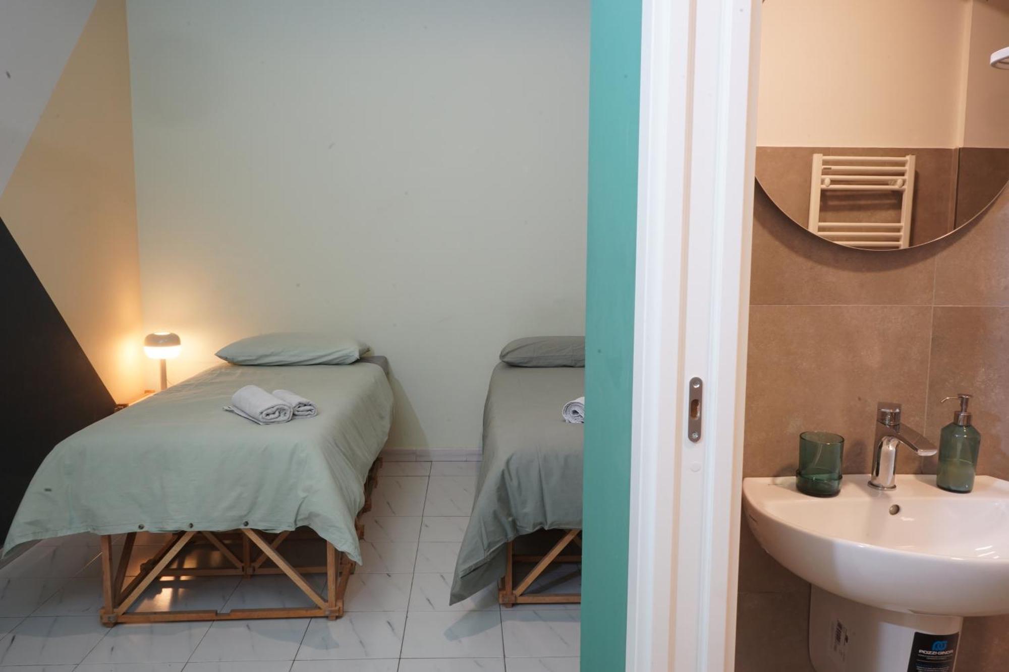 Casa Base Otel Bari Dış mekan fotoğraf